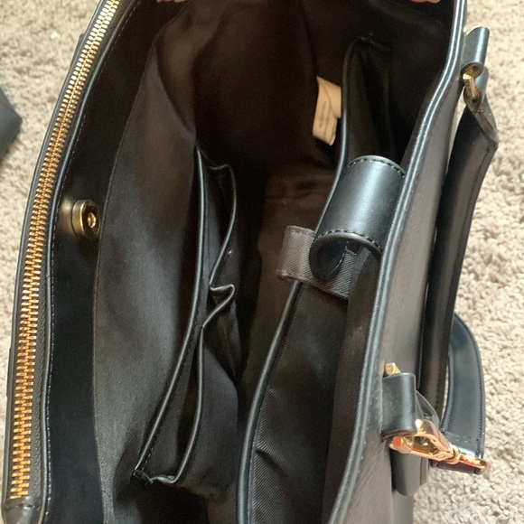 Target brand black purse - Picture 2 of 3